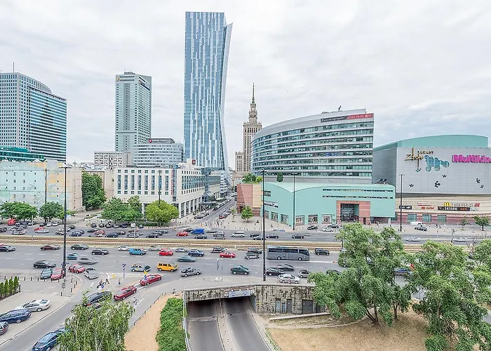 Gold Apartment Zlota - Palace Of Culture View- Netflix